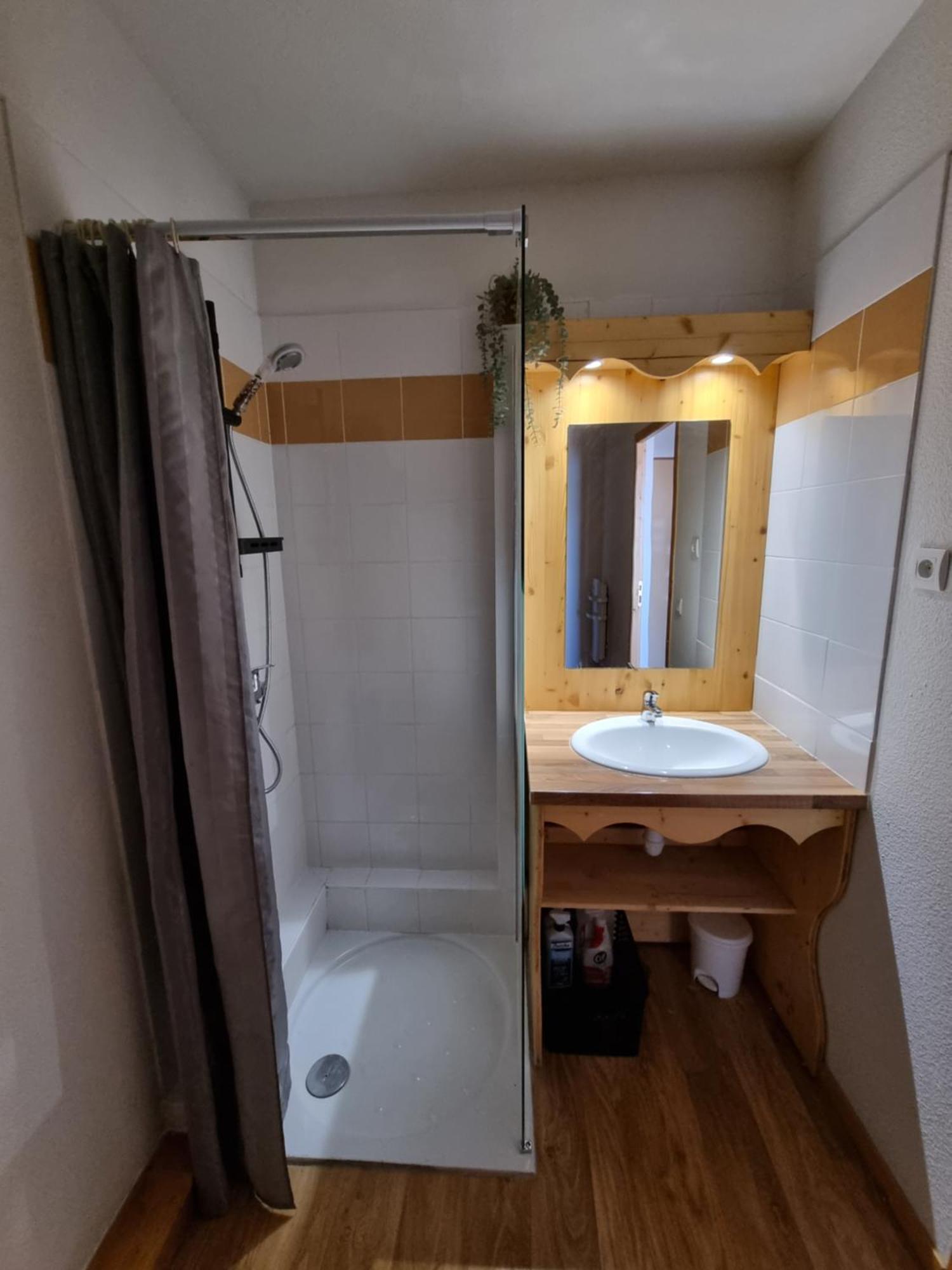 Charmant Appartement 4 personnes au pied des pistes. Chamrousse - Résidence * Les Balcons de Recoin * Extérieur photo